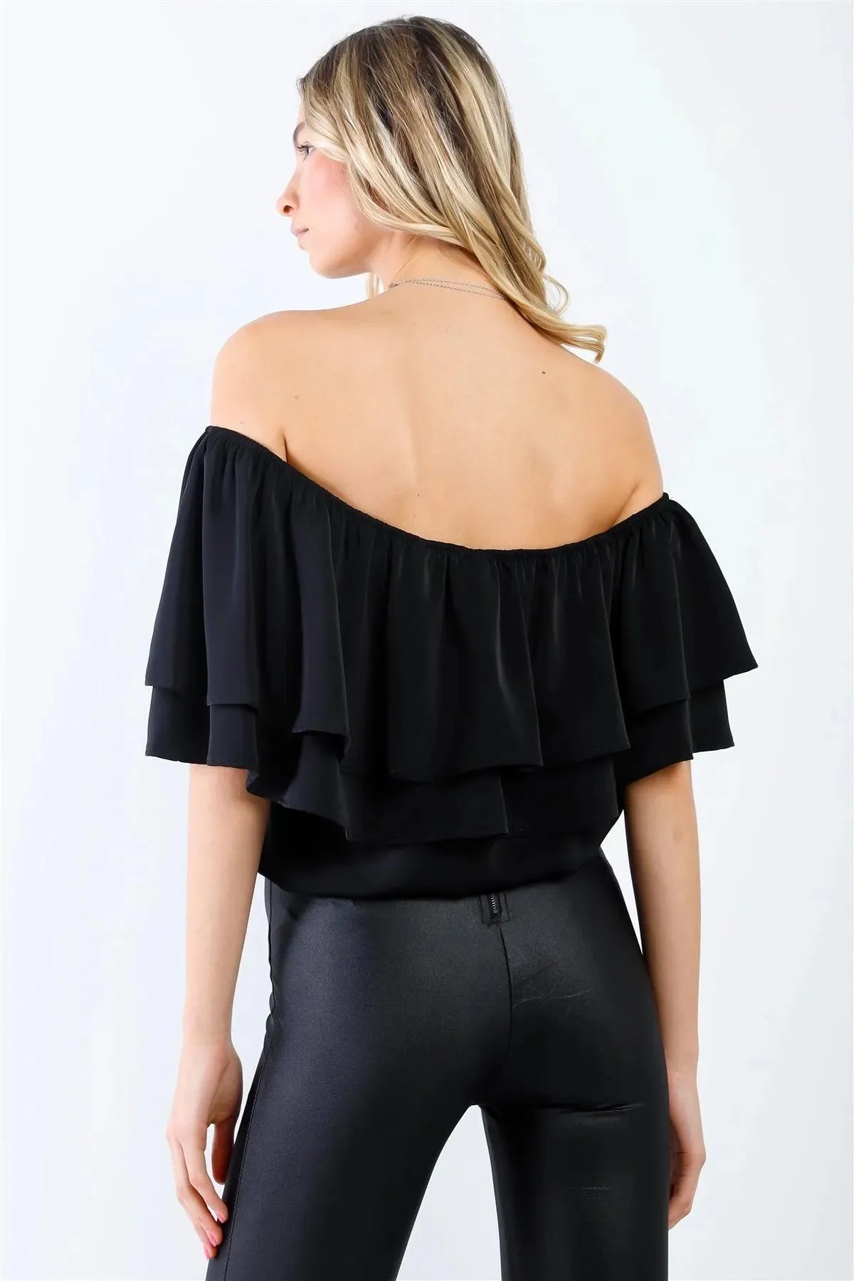 Black Ruffled Off-The-Shoulder Elasticized Trim Crop Top /1-1-2-1-1