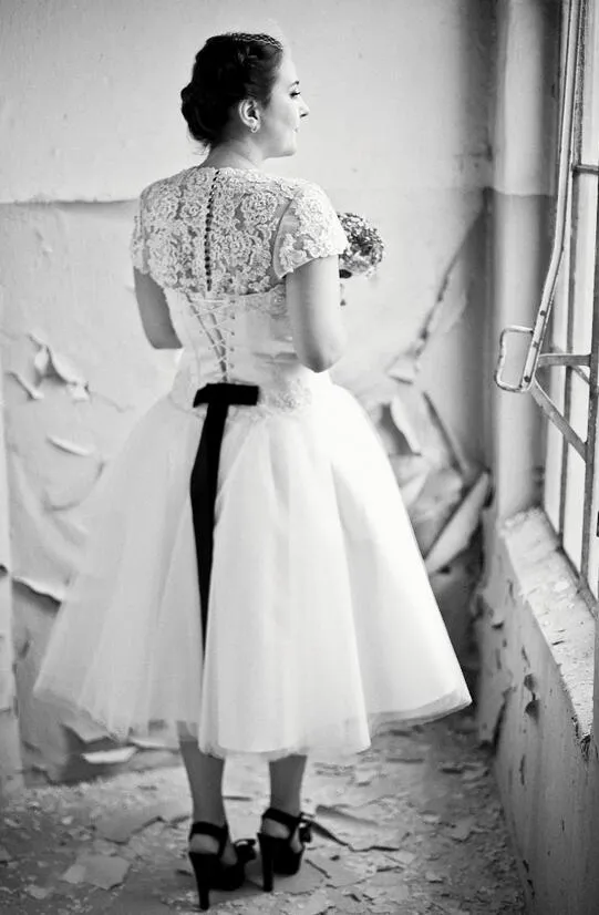 Vintage Style Tea Length Wedding Dress for Older Brides