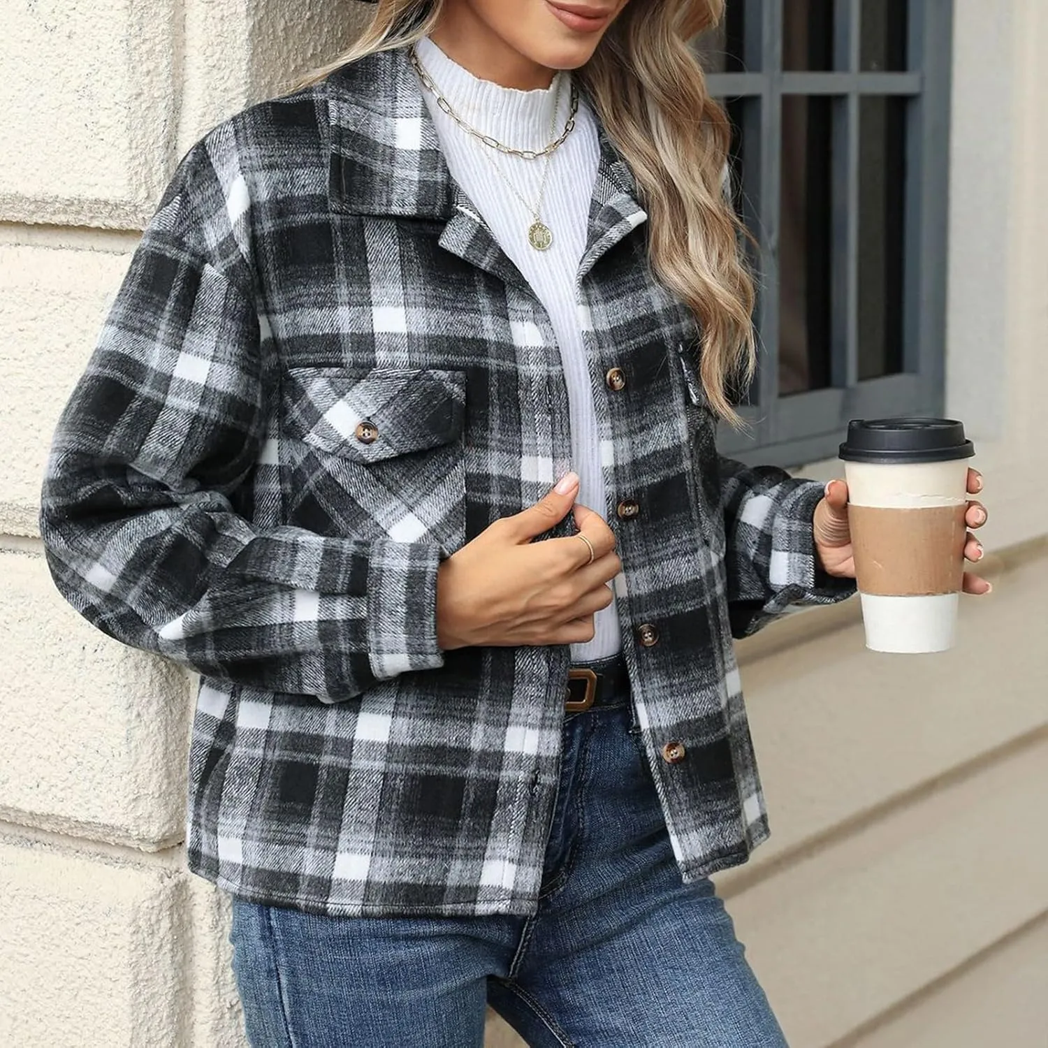 Women's Flannel Jacket Shirts Plaid Button Down Casual Coats 2024 Trendy Fleece Lined Fall Outerwear with Pockets