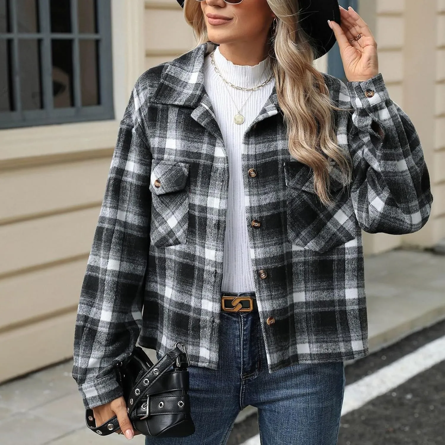 Women's Flannel Jacket Shirts Plaid Button Down Casual Coats 2024 Trendy Fleece Lined Fall Outerwear with Pockets